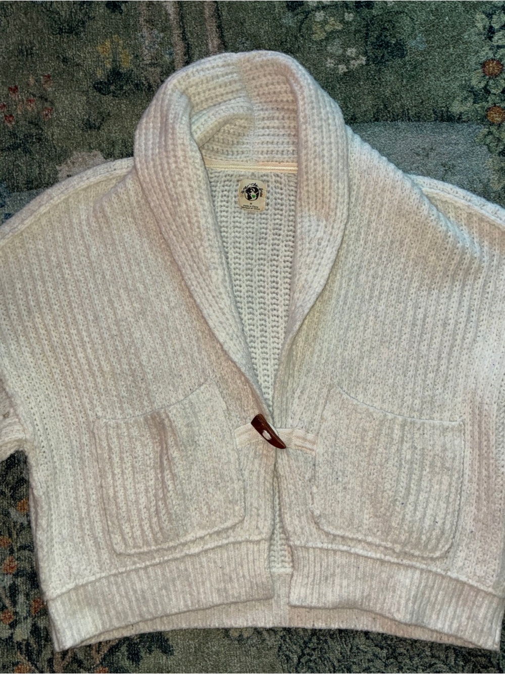 We The Free Free People Chunky Knit Cardigan Sweater Cream Ivory Toggle Shawl M - Picture 2 of 5